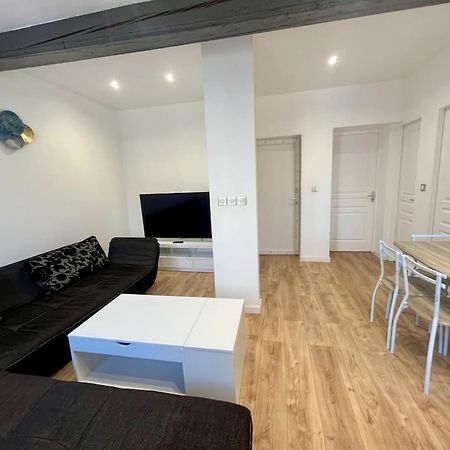 Appartement T2 Renove A 15 Min De Lyon à Pierre-Bénite Extérieur photo