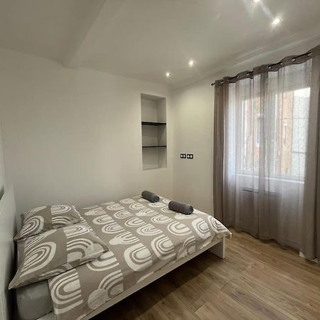 Appartement T2 Renove A 15 Min De Lyon à Pierre-Bénite Extérieur photo
